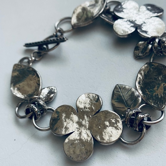 Silpada Jewelry - SOLD: Silpada Sterling Clover Bracelet 925